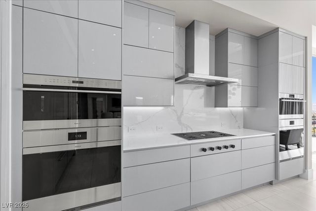 615 Scenic Rim Drive, Henderson, NV 89012