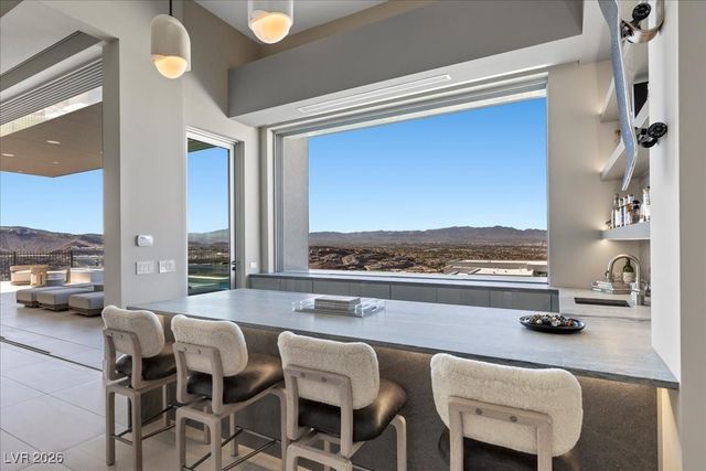 615 Scenic Rim Drive, Henderson, NV 89012