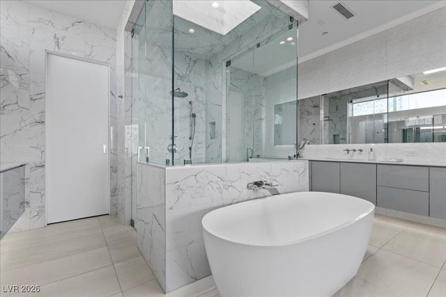 615 Scenic Rim Drive, Henderson, NV 89012