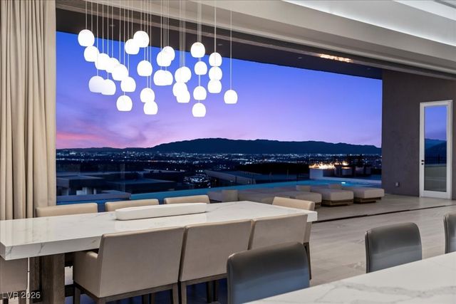 615 Scenic Rim Drive, Henderson, NV 89012