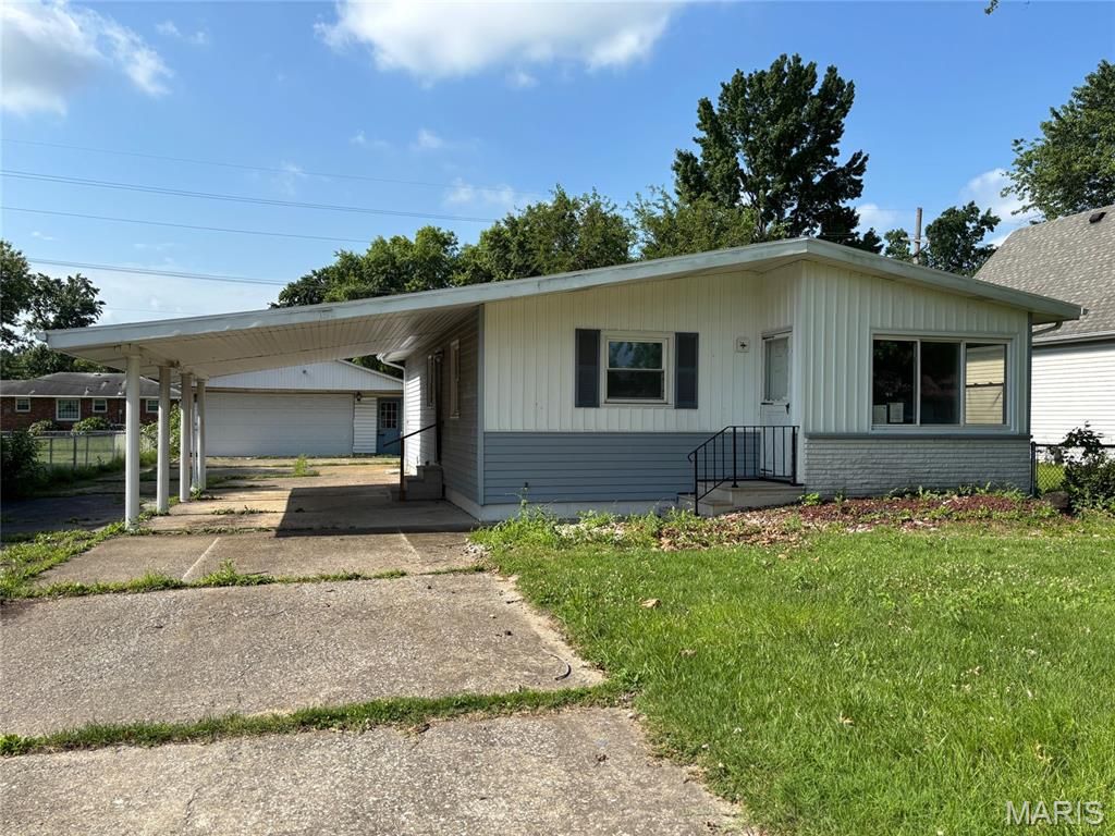 2614 Pine Street, Granite City, IL 62040