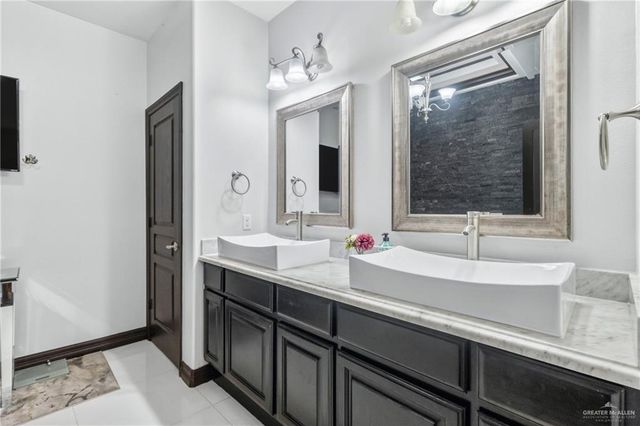 5403 Mauritius Lane, Edinburg, TX 78542