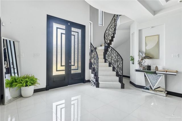 5403 Mauritius Lane, Edinburg, TX 78542