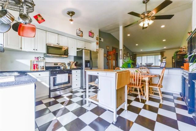 5025 Brooklawn, Riverside, CA 92504