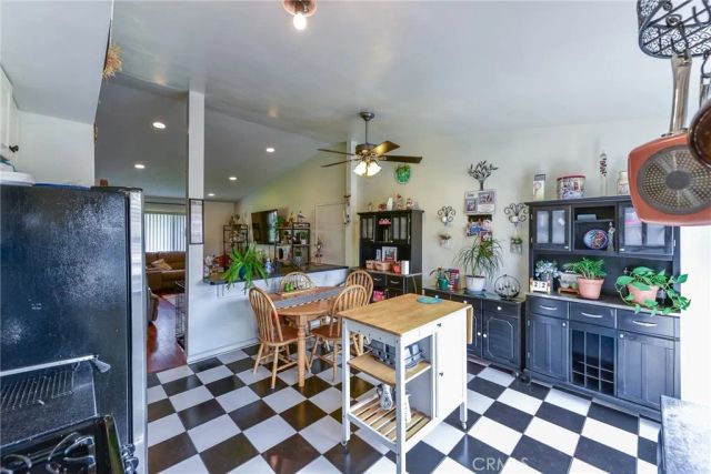 5025 Brooklawn, Riverside, CA 92504