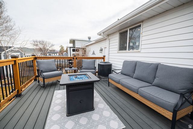 6276 W CONTADORA DR, West Valley City, UT 84128