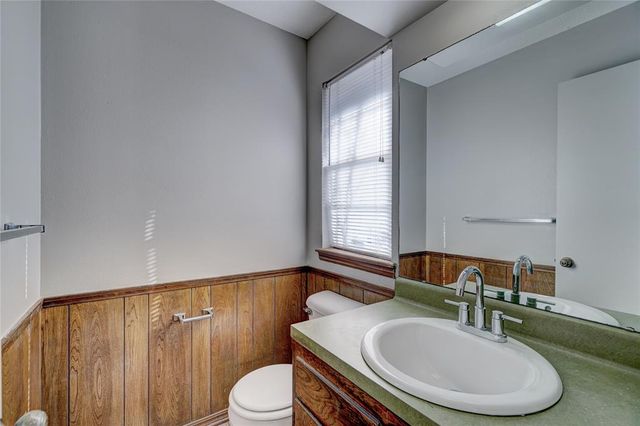 109 Bainbridge Road, Oklahoma City, OK 73114