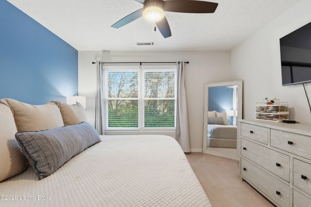 9419 Magnolia Ridge Dr 202, Louisville, KY 40291