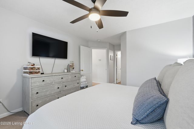 9419 Magnolia Ridge Dr 202, Louisville, KY 40291