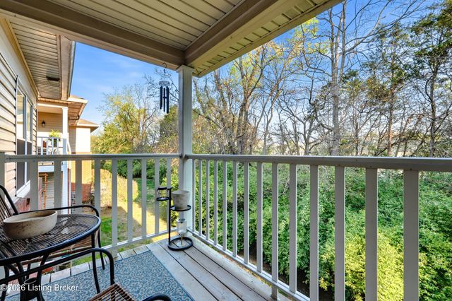 9419 Magnolia Ridge Dr 202, Louisville, KY 40291