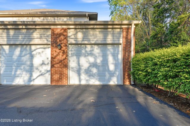 9419 Magnolia Ridge Dr 202, Louisville, KY 40291