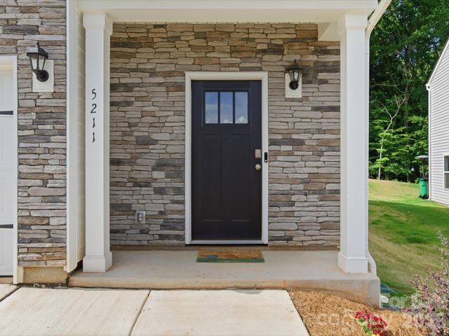 5211 Reedy Ridge Road, Charlotte, NC 28215