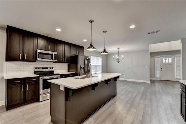 131 Brookstone Drive, Carrollton, GA 30116