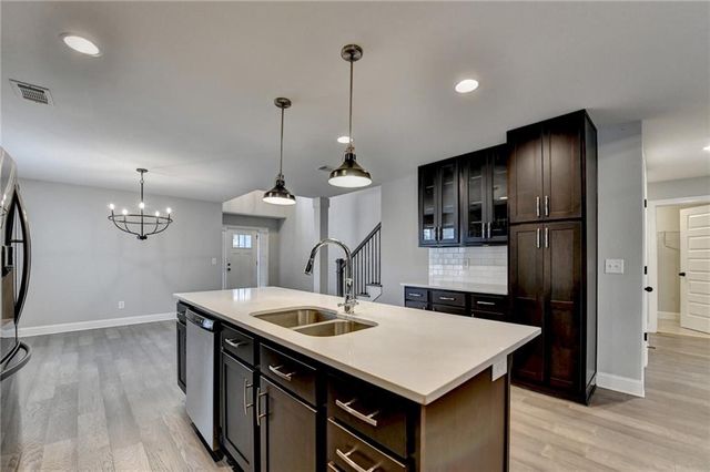 131 Brookstone Drive, Carrollton, GA 30116