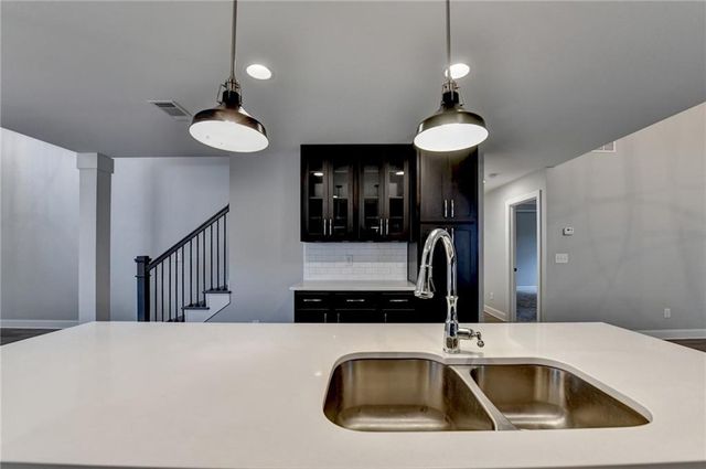 131 Brookstone Drive, Carrollton, GA 30116