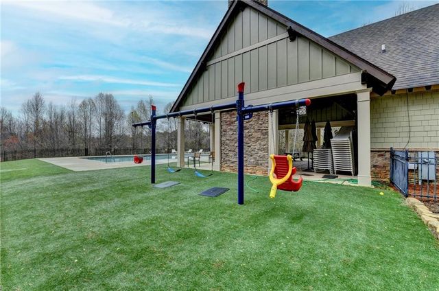 131 Brookstone Drive, Carrollton, GA 30116