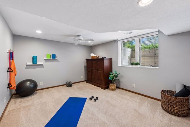 7220 Monardo Lane, Edina, MN 55435