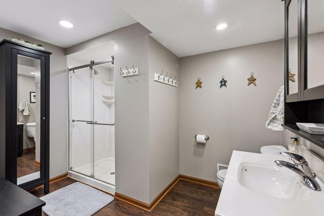 7220 Monardo Lane, Edina, MN 55435