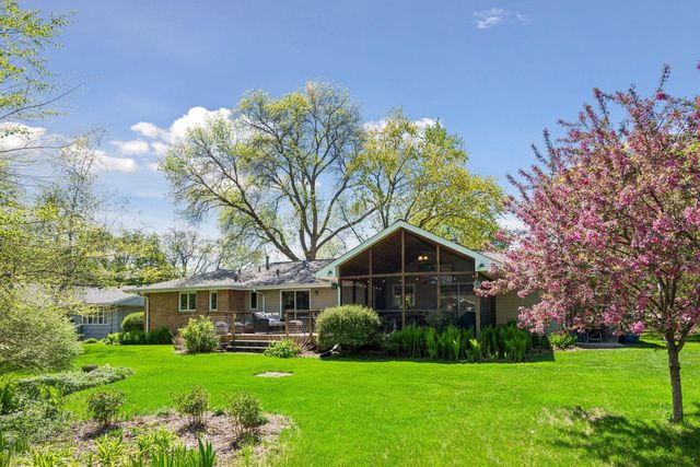 7220 Monardo Lane, Edina, MN 55435