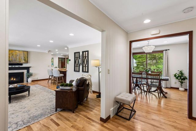 7220 Monardo Lane, Edina, MN 55435