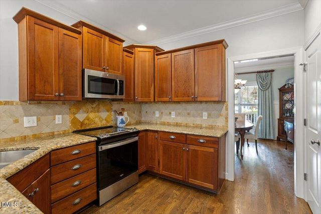 204 Charlesfort Lane, Holly Springs, NC 27540