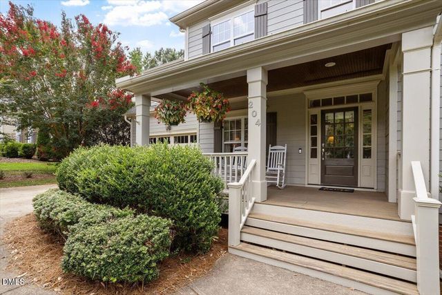 204 Charlesfort Lane, Holly Springs, NC 27540