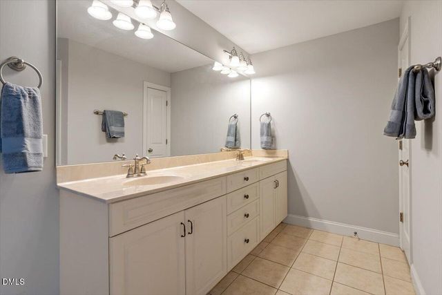 204 Charlesfort Lane, Holly Springs, NC 27540