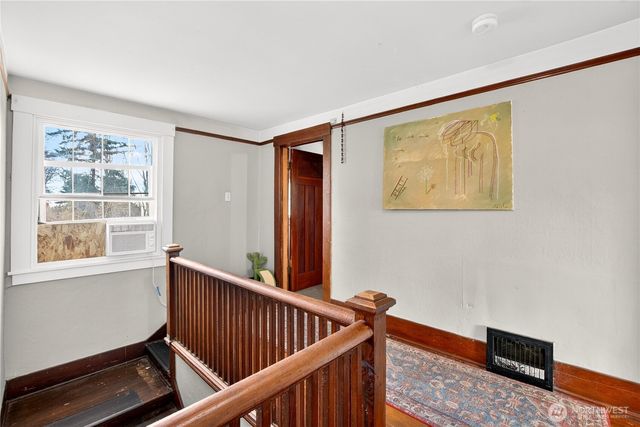 12260 Des Moines Memorial Drive S, Seattle, WA 98168