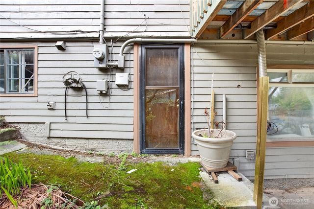 12260 Des Moines Memorial Drive S, Seattle, WA 98168