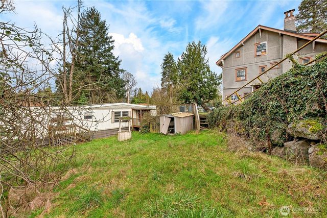 12260 Des Moines Memorial Drive S, Seattle, WA 98168