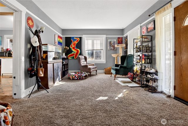 12260 Des Moines Memorial Drive S, Seattle, WA 98168