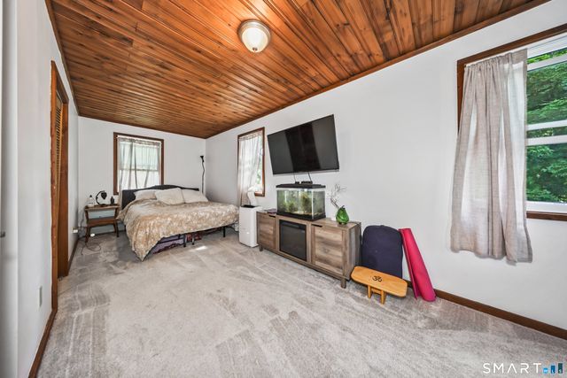 132 East Lake Street, Winchester, CT 06098