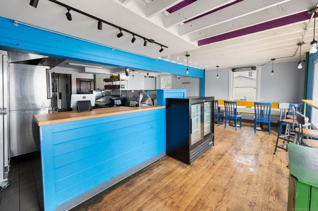 17 South Main Street, Brooklyn, CT 06234