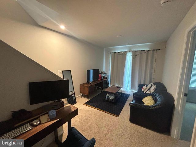 4105 BOLTON CT, Fredericksburg, VA 22408