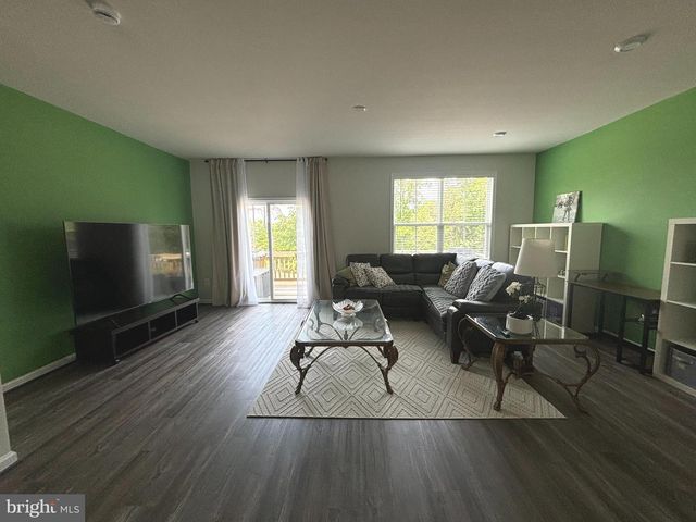 4105 BOLTON CT, Fredericksburg, VA 22408