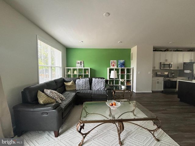 4105 BOLTON CT, Fredericksburg, VA 22408