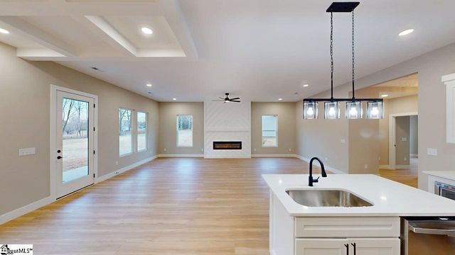 540 Dillon Street, Chesnee, SC 29323