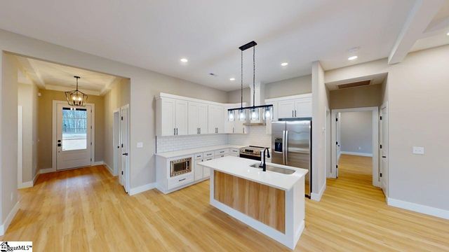 540 Dillon Street, Chesnee, SC 29323