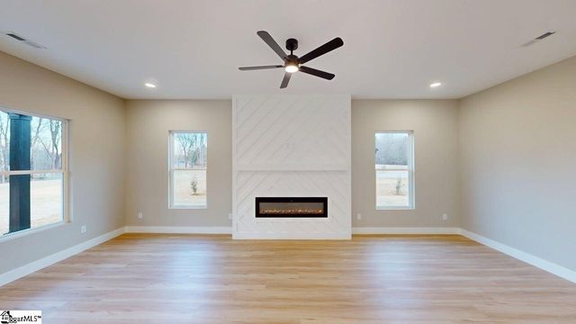 540 Dillon Street, Chesnee, SC 29323