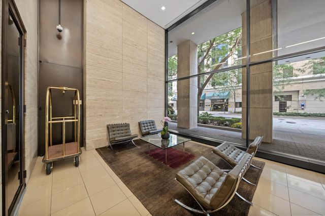 260 E Chestnut Street 2306, Chicago, IL 60611