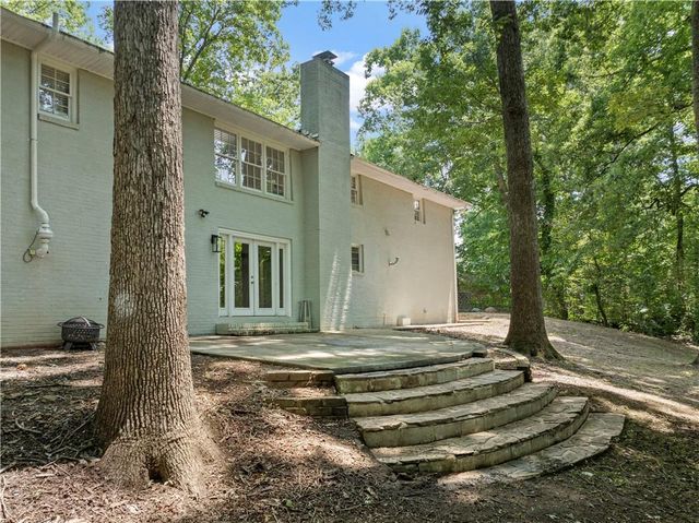 7 Thrushwood Road, Rome, GA 30161