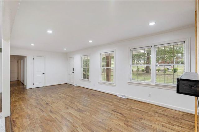 7 Thrushwood Road, Rome, GA 30161