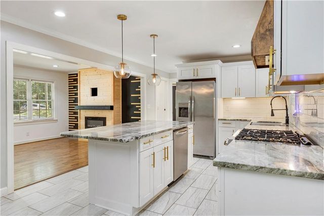 7 Thrushwood Road, Rome, GA 30161
