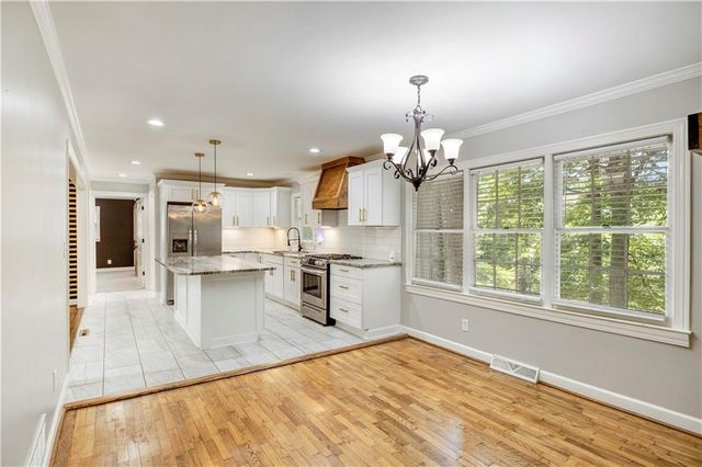 7 Thrushwood Road, Rome, GA 30161
