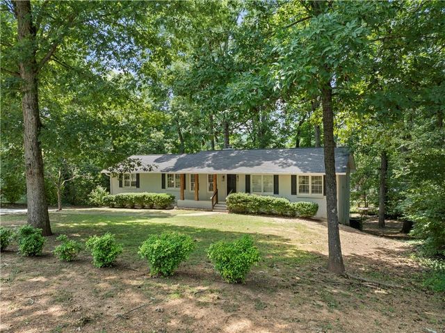 7 Thrushwood Road, Rome, GA 30161