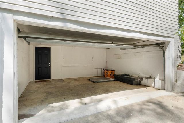 7 Thrushwood Road, Rome, GA 30161
