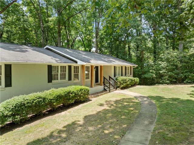 7 Thrushwood Road, Rome, GA 30161