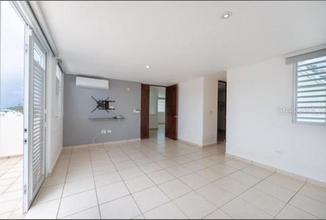 114 SENDERO LARGO STREET, Canovanas, PR 00729