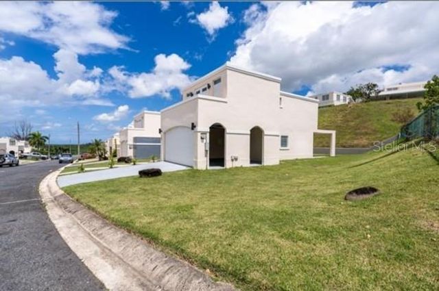114 SENDERO LARGO STREET, Canovanas, PR 00729