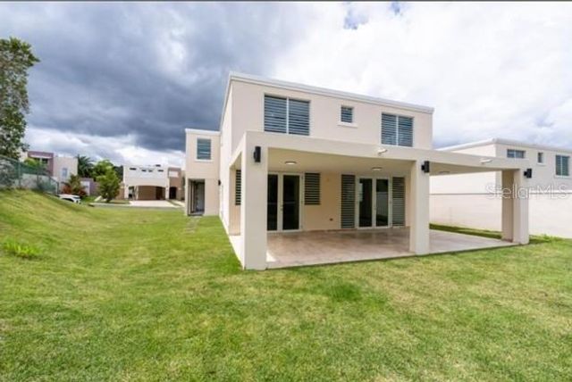 114 SENDERO LARGO STREET, Canovanas, PR 00729